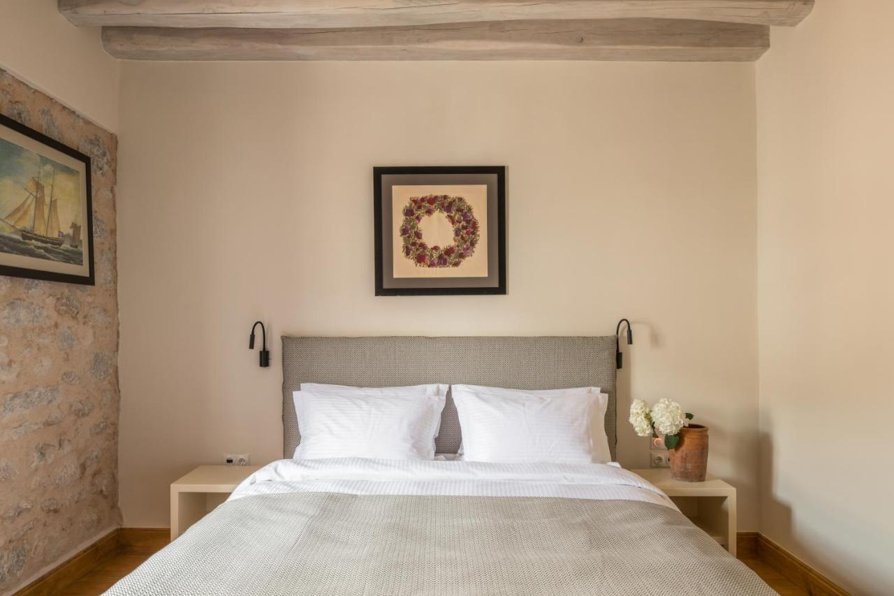 Fos Hydra Residence Bagian luar foto