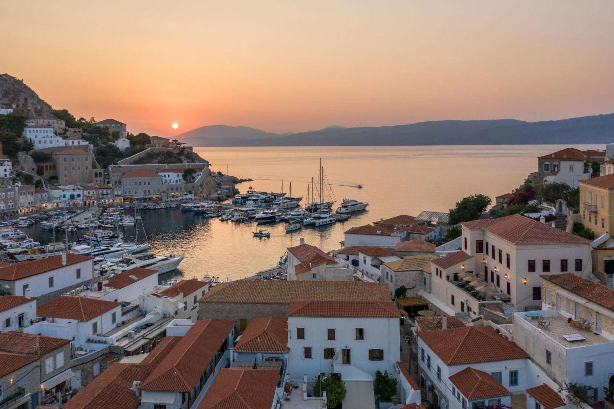 Fos Hydra Residence Bagian luar foto