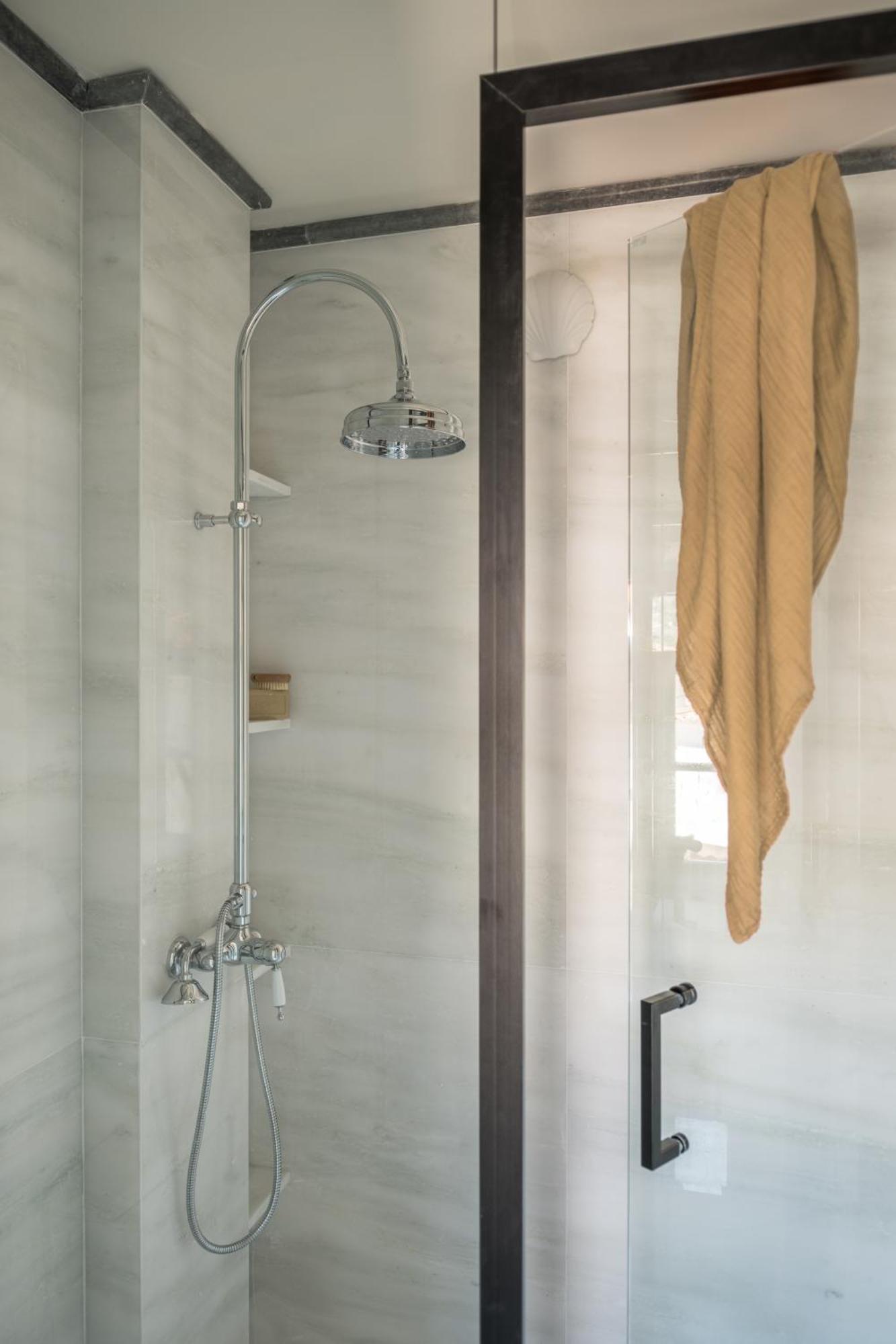 Fos Hydra Residence Bagian luar foto